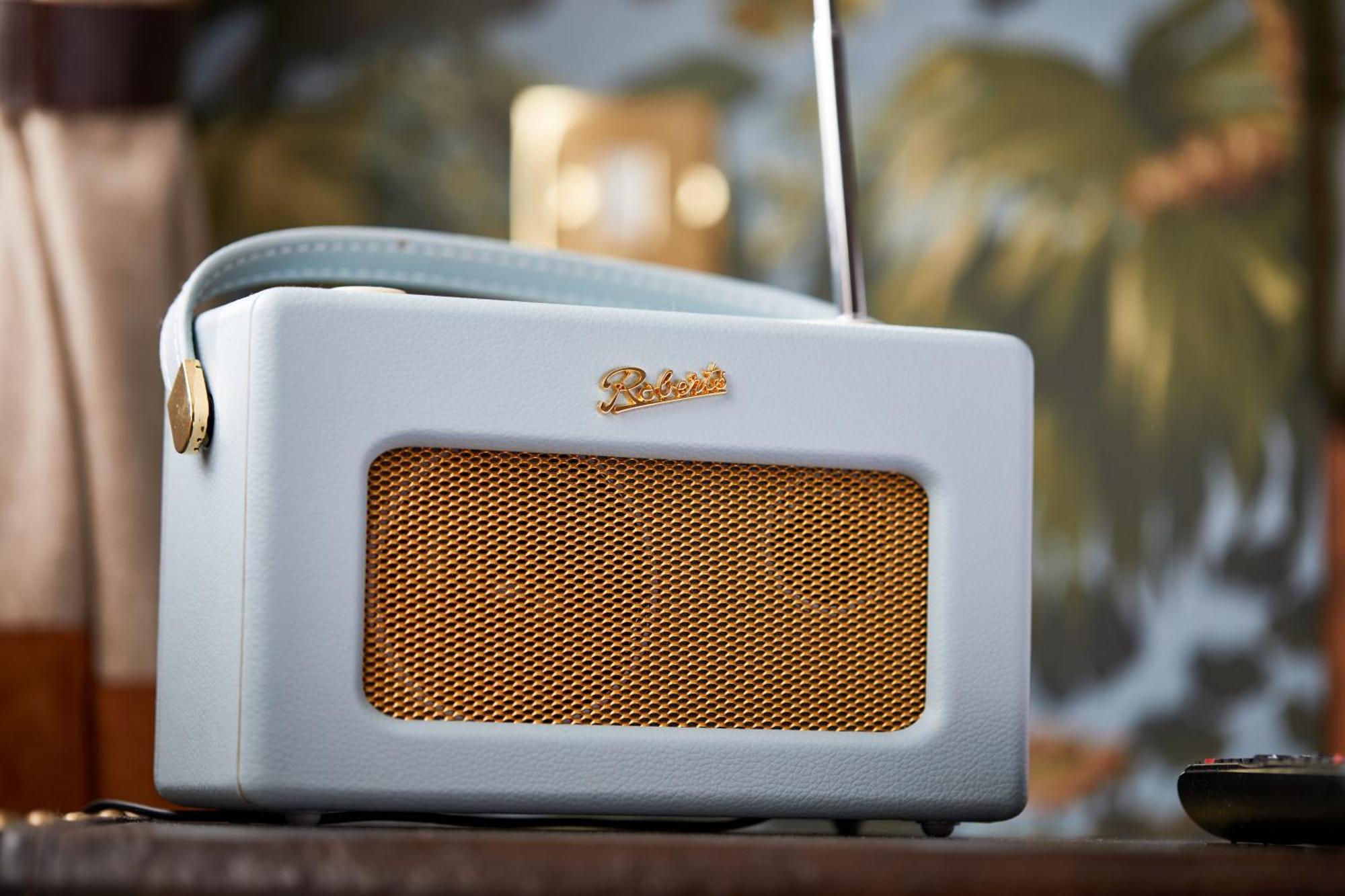 The Fleece At Cirencester Kültér fotó DAB radio