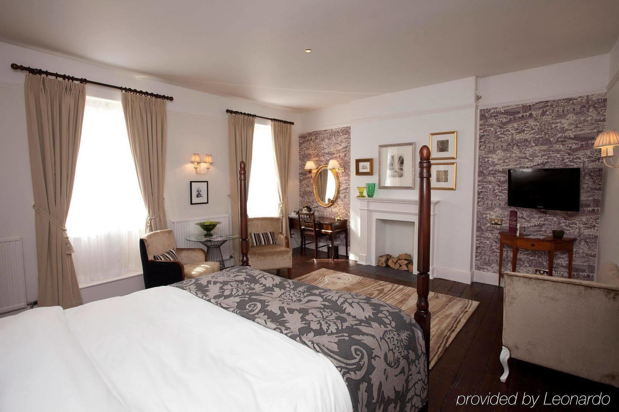 The Fleece At Cirencester Szoba fotó A room at the hotel